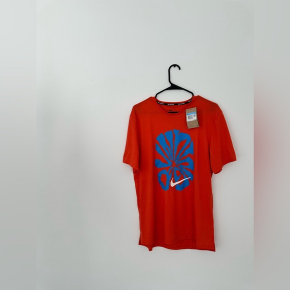 NWT Nike Rise 365 Run Energy Dri-Fit Short-Sleeve
Running Top - Picture 3 of 6